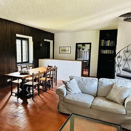 Villa Villa-larici *