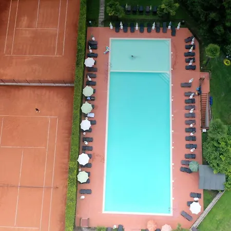 Villa-larici *