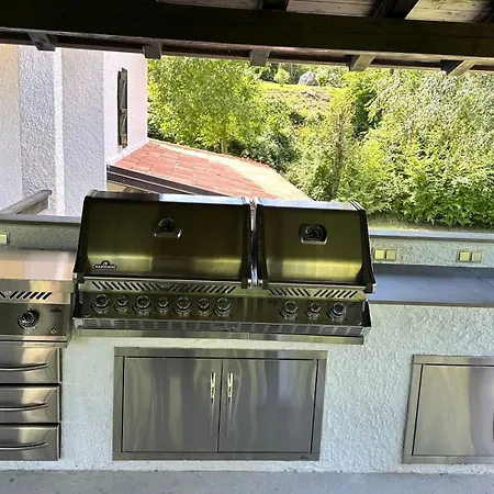 Villa Villa-larici *